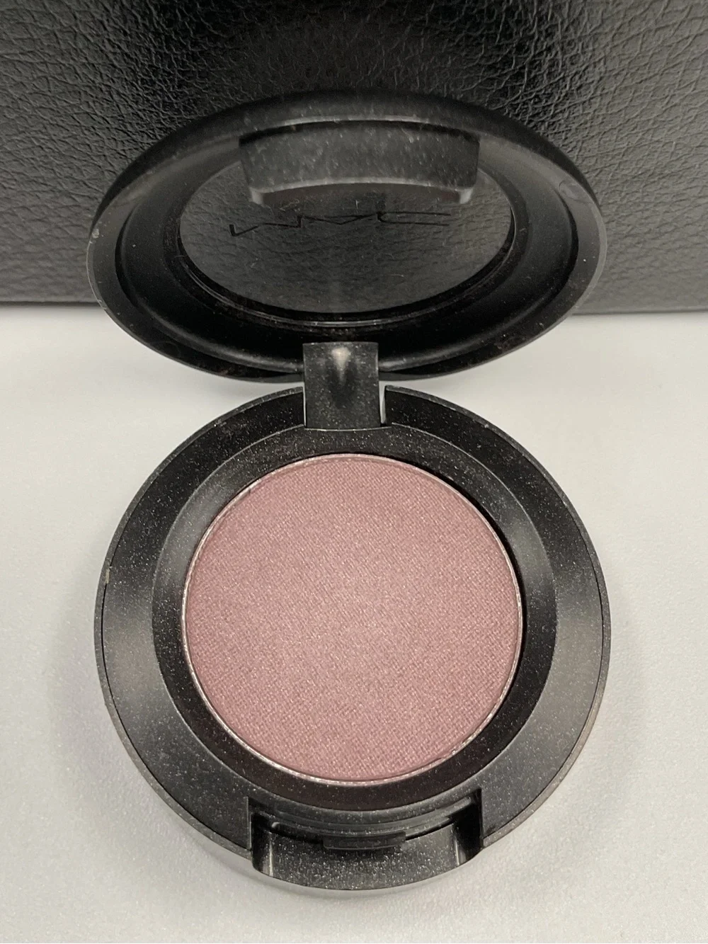 MAC Cosmetics Satin Eyeshadow in Shale - BNWOB & Discontinued